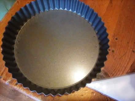 Photo of free Cook ware and icing set (Craghead DH9) #4