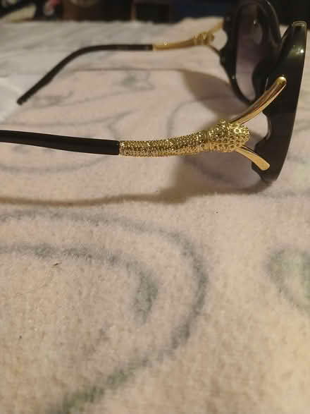 Photo of free Fashion sunglasses (Woburn south) #2