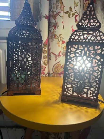 Photo of free Pair of lamps (Leicester LE2) #1