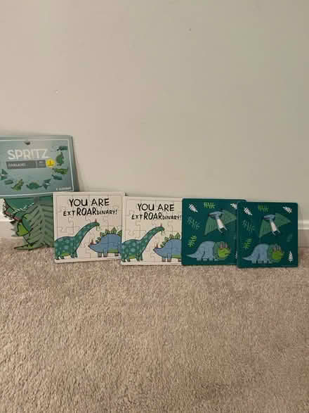Photo of free Dinosaur banner and puzzles (Kensington) #1