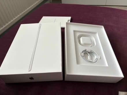 Photo of free iPad box and charger (Goffs Oak EN7) #1