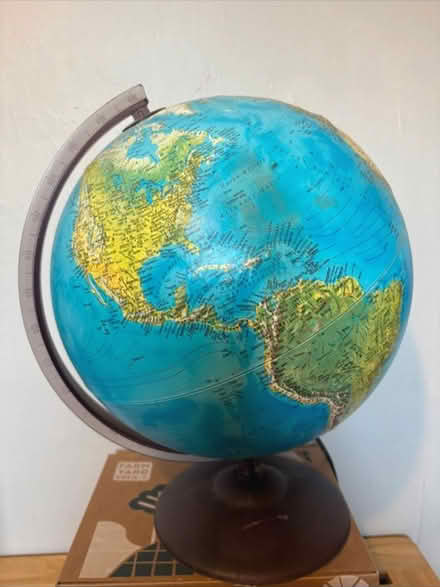 Photo of free Globe (Williamson Park LA1) #1