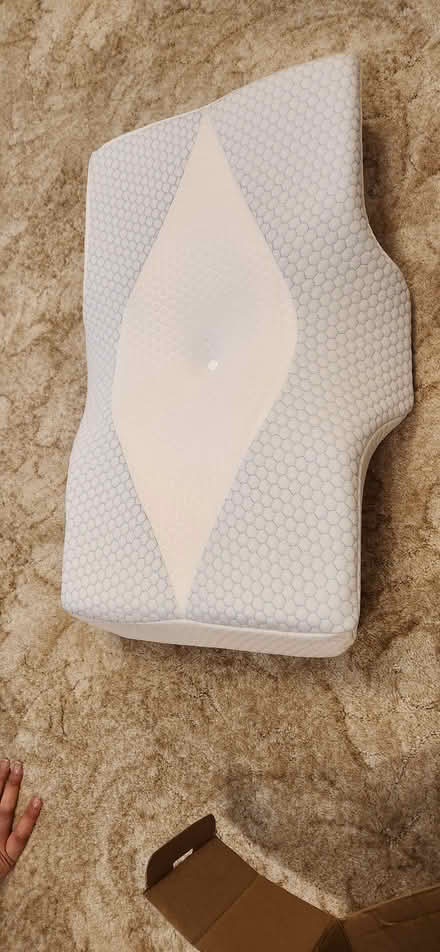 Photo of free New pillow (CR2) #1