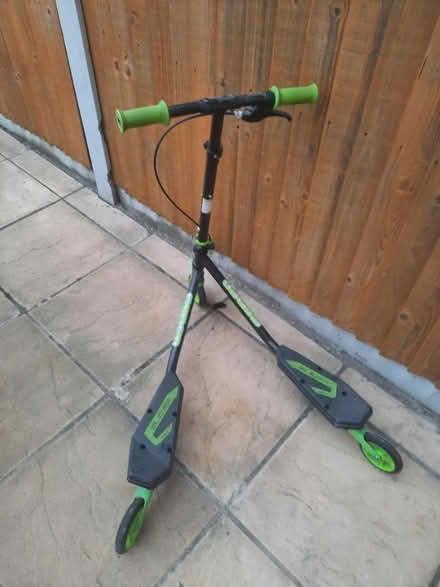 Photo of free Scissor action scooter (ME20) #2