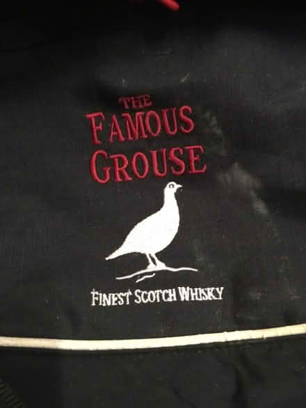 Photo of free Famous Grouse Whiskey sports/travel bag (Slyfield GU1) #2