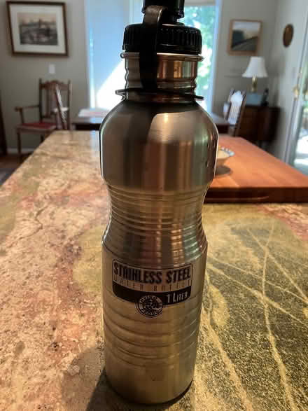 Photo of free Stainless steel water bottle (San Anselmo) #1