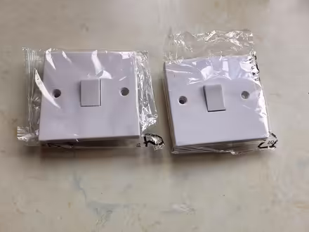 Photo of free 2 new switchs (Dudley) #1