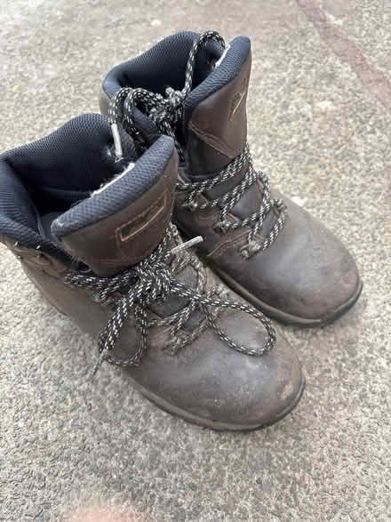 Photo of free Leather hiking boots size 3 (M20 east didsbury) #1