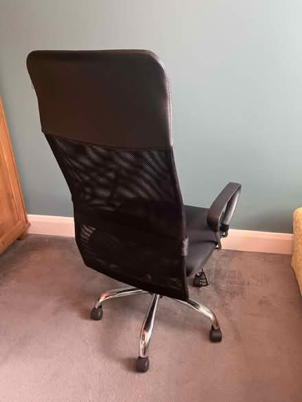 Photo of free Office chair (Honor Oak SE23) #2