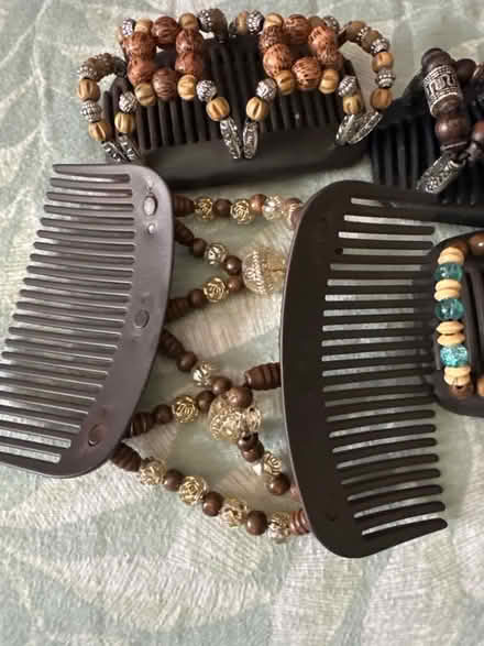 Photo of free 4 x slide hair combs (Ashford TW15) #2