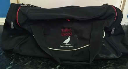 Photo of free Famous Grouse Whiskey sports/travel bag (Slyfield GU1) #1