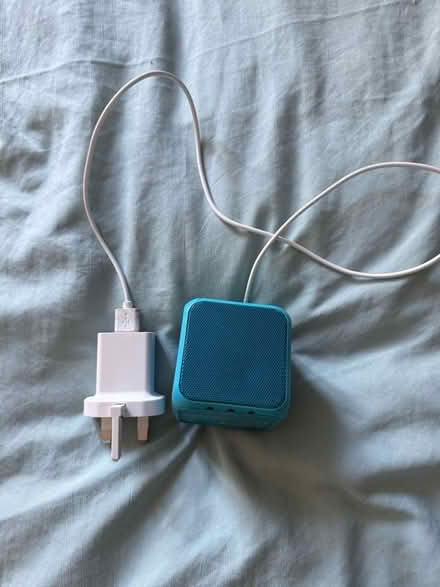 Photo of free Sony cube speaker (South Croydon CR2) #2