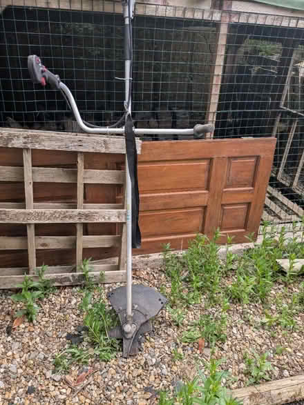 Photo of free Petrol cutter (Kingswood) #1