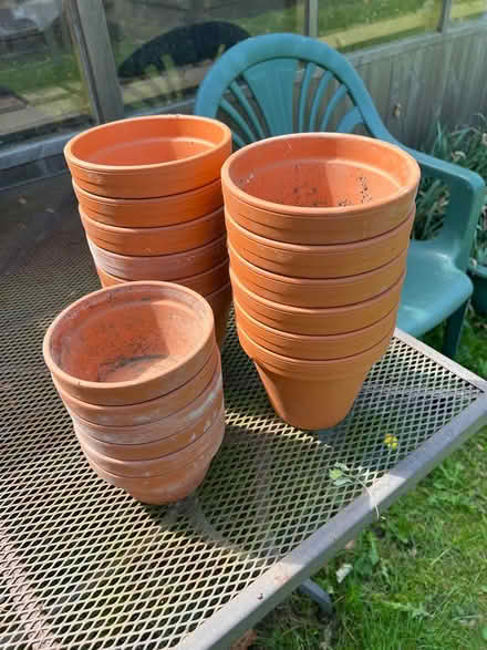 Photo of free Terracotta garden post (Garvestone NR9) #1