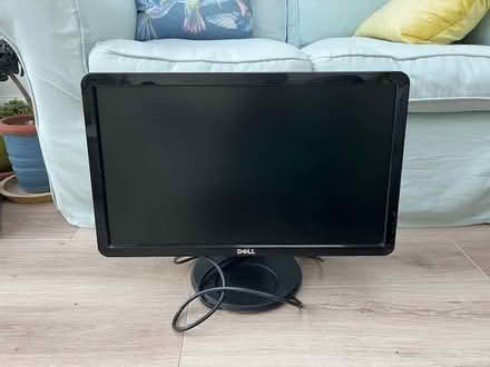 Photo of free Dell computer monitor (Mold CH7) #1