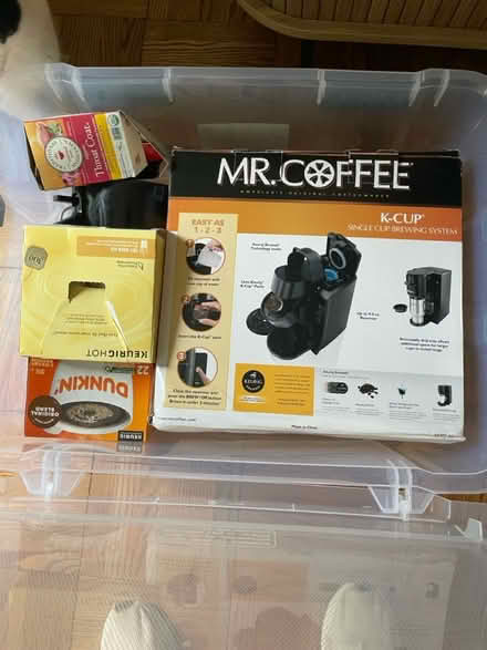 Photo of free Keurig machine, pods, electric ketl (South Arlington) #1