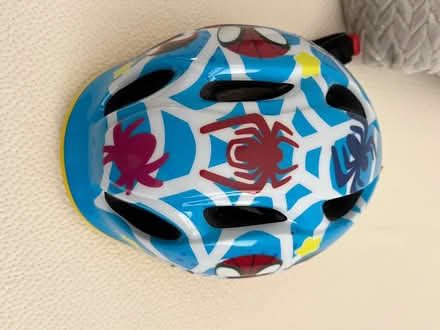 Photo of free Spidey and Amazing Friends helmet (Al109sa) #3