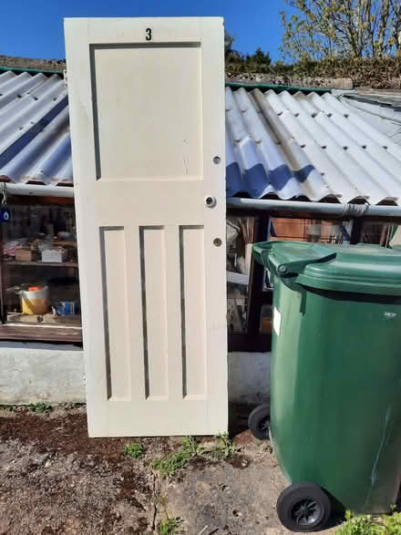Photo of free Door. (Halton LA2) #1
