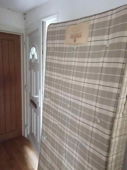 Photo of free Single mattress (SE25) #2