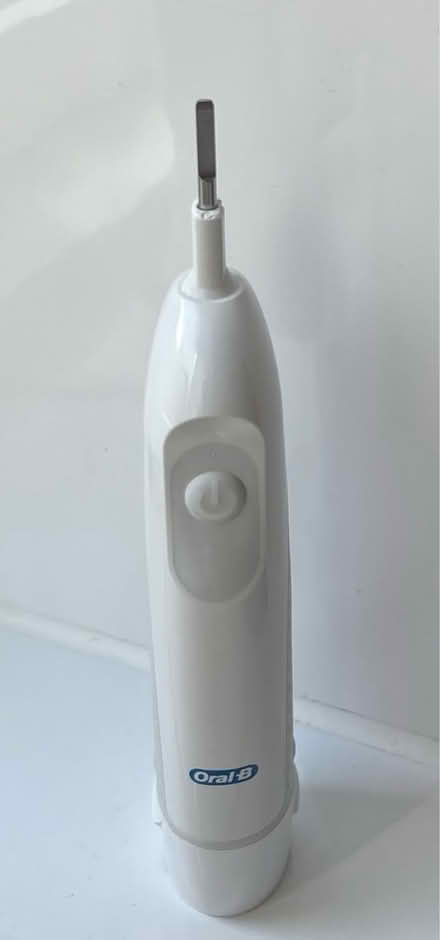 Photo of free Oral-B Pro battery toothbrush (Woodstock) #1
