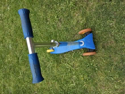 Photo of free Child's scooter (Saltney CH4) #2