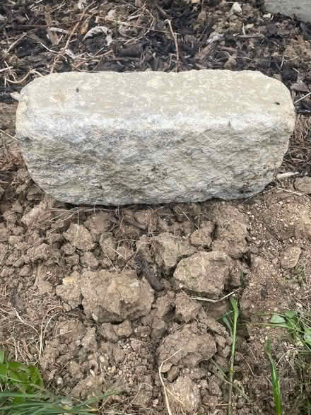 Photo of Cotswold stone bricks (Eynsham OX29) #2