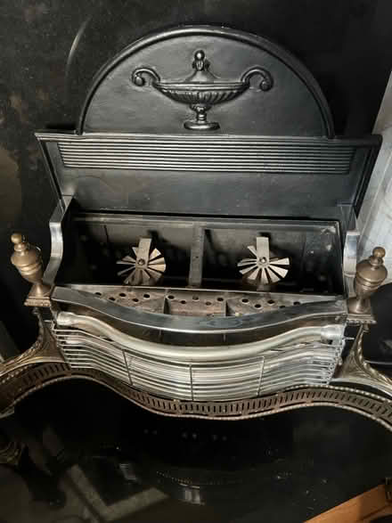 Photo of free Electric fireplace (not working) (SW19 1bz) #3