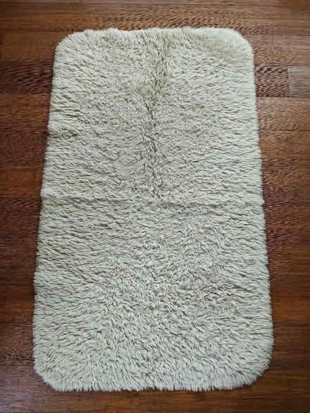Photo of free Sheepskin effect rug (Headington OX3) #1