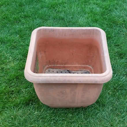 Photo of free Garden planter (Netherton) #1