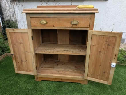 Photo of free Small wooden cabinet (Mitcham/collierswood CR4) #4