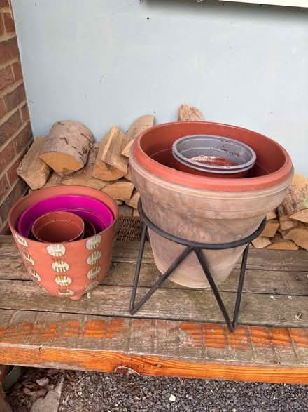Photo of free Plant pots (CB21) #1