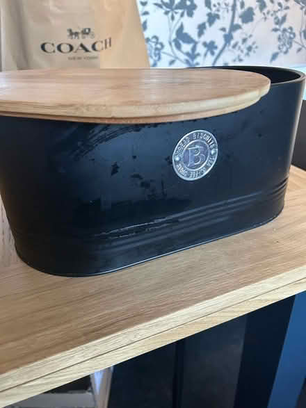 Photo of free Bread bin (Harlow Fields DE22) #1