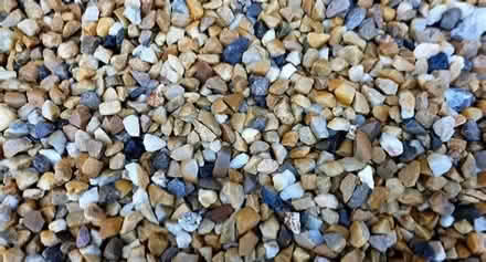Photo of Approx 3 kg gravel (Bletchley MK2) #1