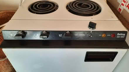 Photo of free Baby Belling 2-Ring TableTop cooker (Close to Wrexham Centre) #2