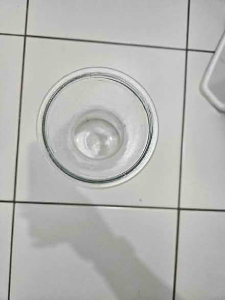 Photo of free Glass vase (Bestwood Park Estate NG5) #2