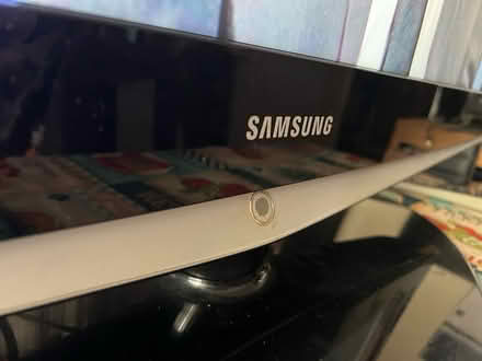 Photo of free Samsung 40” LCD TV (SE1) #2