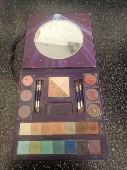 Photo of free Make up palet (SE10) #1