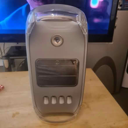 Photo of free Apple Power Mac G4 Tower + Mirror (TW7) #4