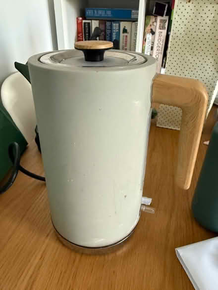 Photo of free Salter Electric Kettle (East Sheen SW14) #1