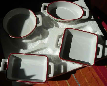 Photo of free New 4 Piece Baking Dish Set (Garston, WD25) #2