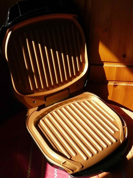Photo of free Low-Fat Grill Kitchen Appliance (Garston, WD25) #2