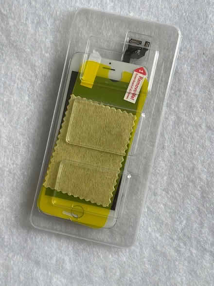 Photo of free iPhone 6 replacement screen - new (Furzedown SW16) #1