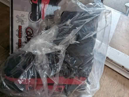 Photo of free Skates (PO4) #4