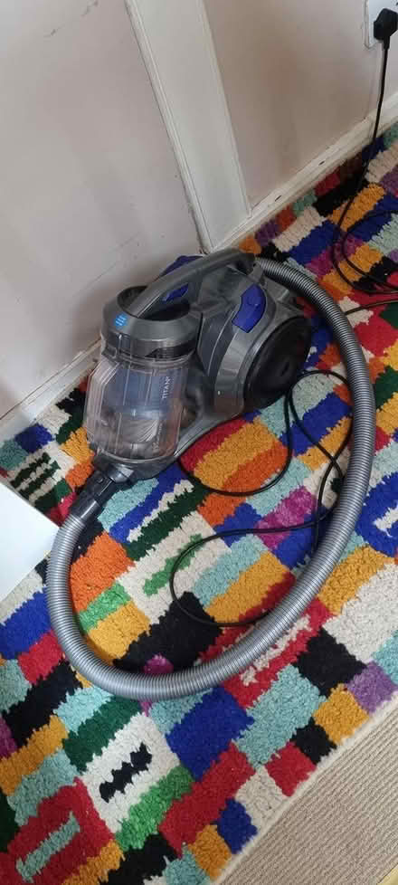 Photo of free Hoover (Lewes, High Street) #1