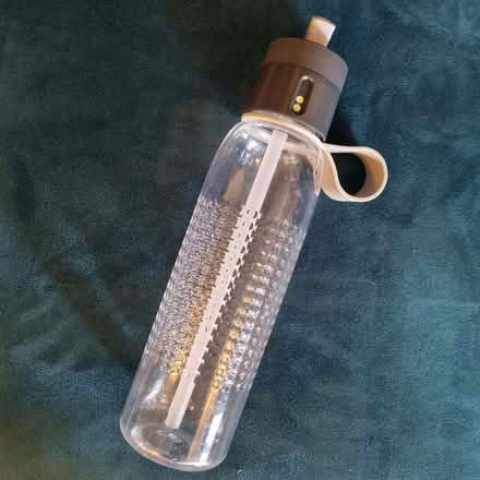 Photo of free Joseph Joseph Active Tracking Water Bottle (Garden City OX5) #1