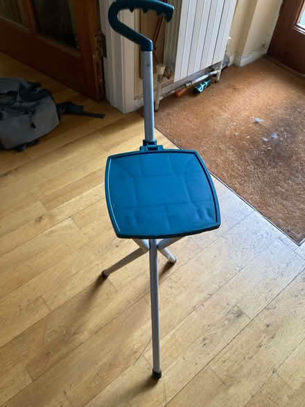 Photo of free Folding walking stick/seat (Marlow SL7) #2