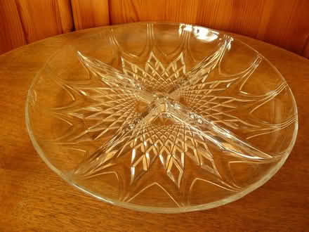 Photo of free Vintage Glass Serving Dish (Garston, WD25) #1