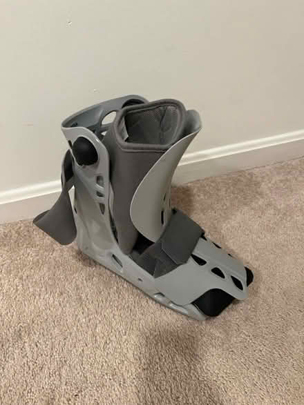 Photo of free Walking boot (Kensington) #1