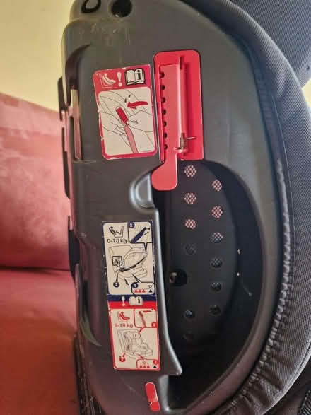 Photo of free A child car seat. Brand Joie. Second hand. (Walkley S6) #3