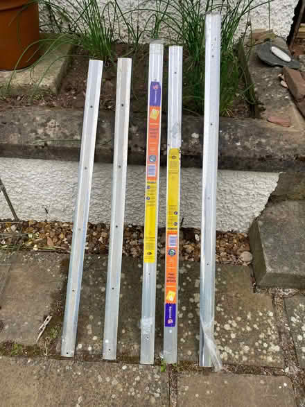 Photo of free selection of carpet cover strips (Craigie DD4) #1